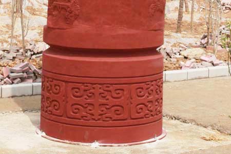 枣庄砂岩柱雕塑