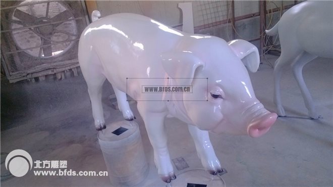 仿真猪系列之大猪雕塑