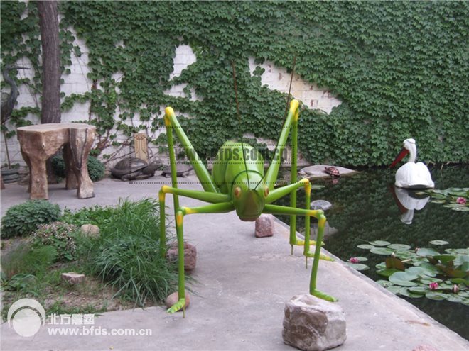 形象优美 仿真蝈蝈雕塑昆虫雕塑