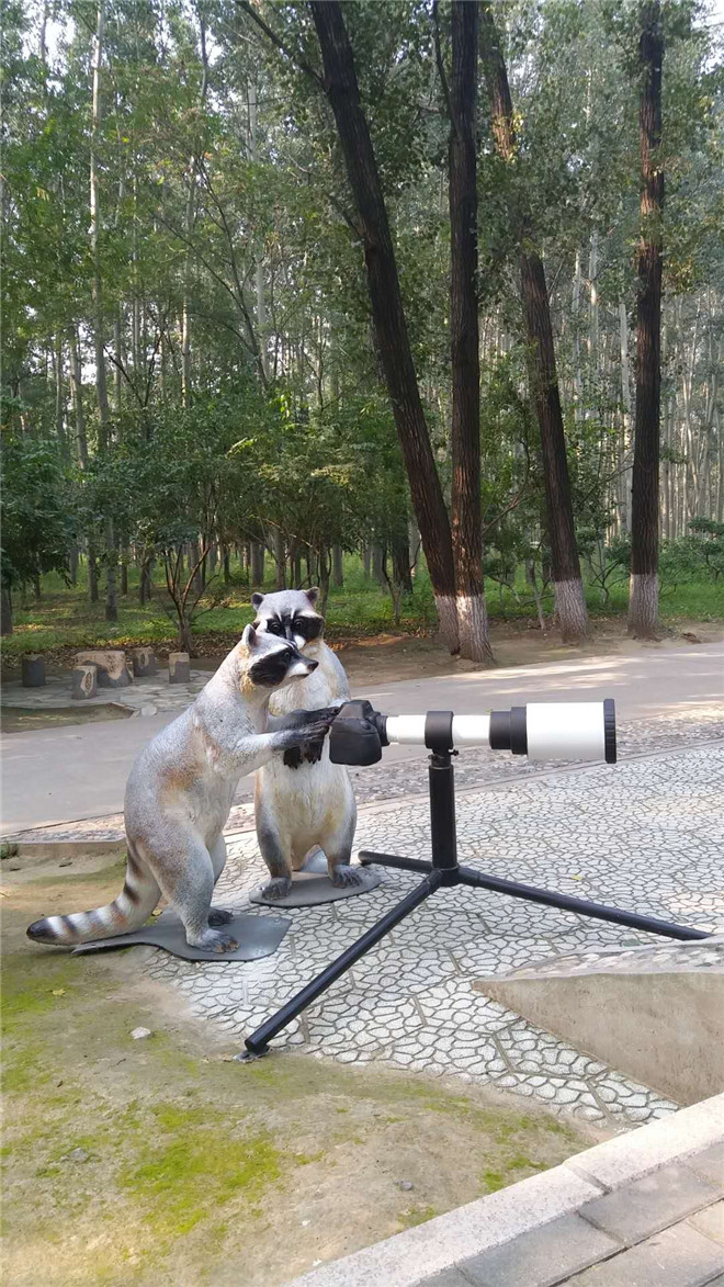 玻璃钢雕塑实景布置效果图